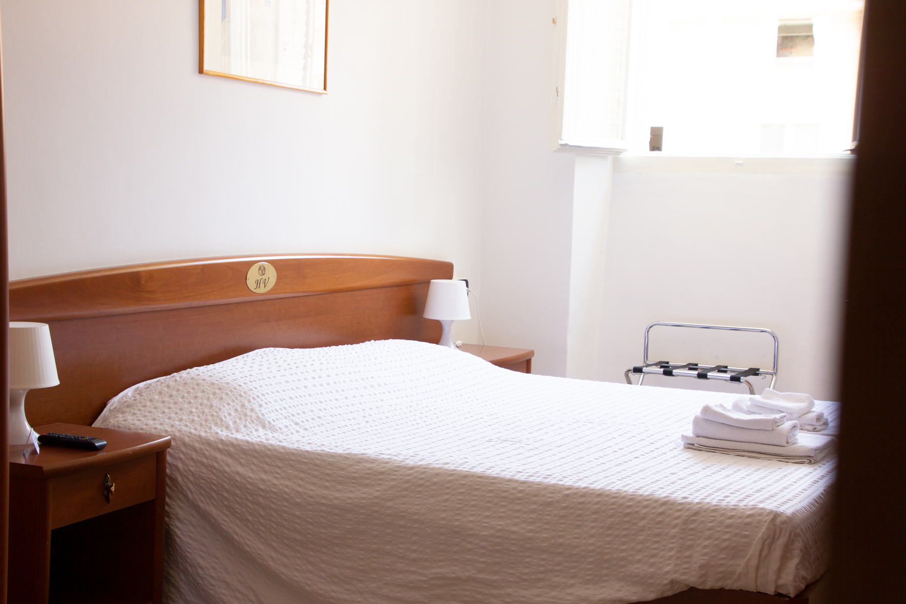 Economy double room - private external bathroom